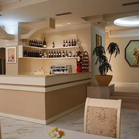 格兰德酒店 爱尔巴桑
