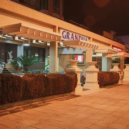 格兰德酒店 3* 爱尔巴桑