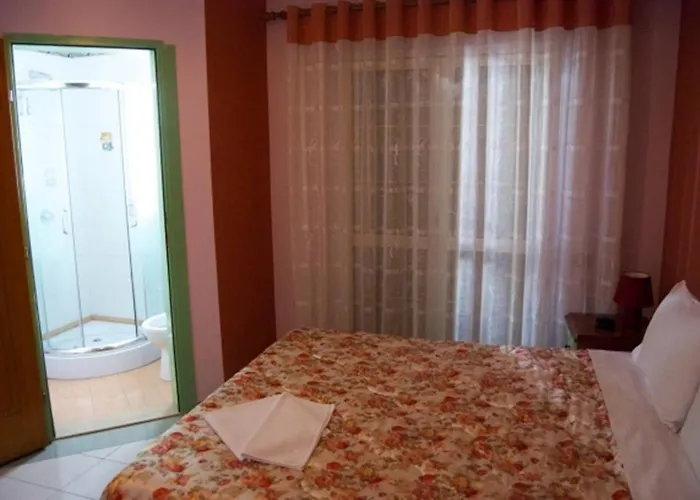 Hotel Grand