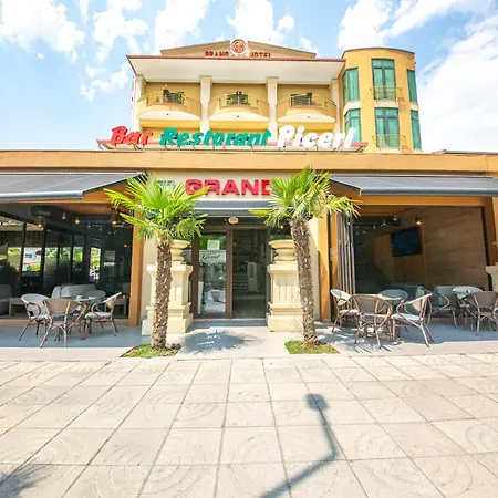 Ξενοδοχείο Grand Ελβασάν