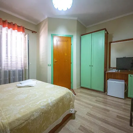 Hotel Grand 3*
